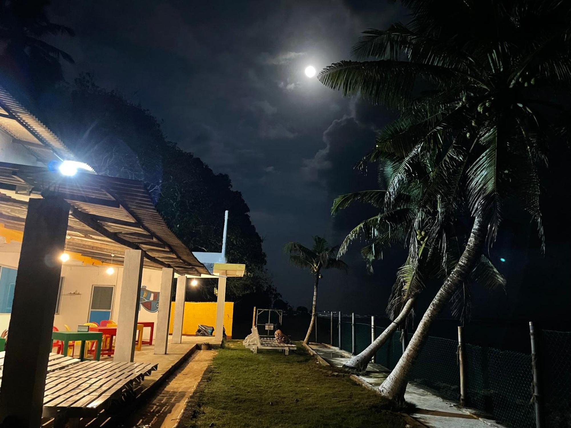 Sayuri Beach Hotel Matara Eksteriør billede